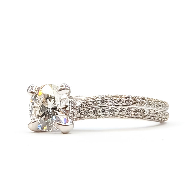 Ring 2-Row Twist 1.5ct Round Lab Grown Diamond IGI Report: 773653965 1.33ctw Near Colorless Diamonds 18kw Sz6.5 5.1g 125120081