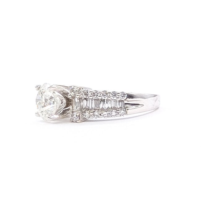 Ring Engagement 1.57ct Round Diamond 0.76ctw Colorless Diamonds 18kw 7mm Sz6.75 5.3g 226070030