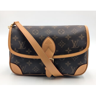 Handbag Louis Vuitton Diane Monogram Canvas M45985 126075013