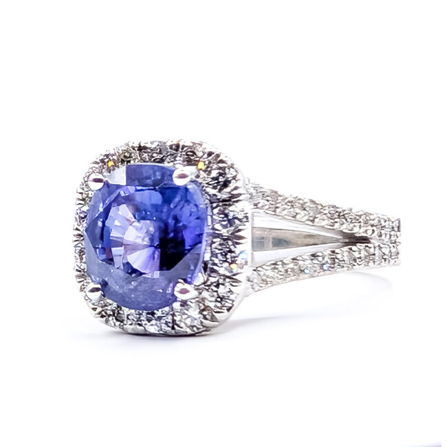 Ring Halo Split Band 1.00ctw Round Diamonds GIA: 6237901849 3.23ct Violet to Purple (color change) Sapphire Pt900 12mm Sz6 11.8g 226070060