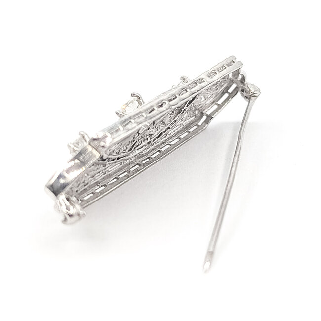Brooch Filigree 3-Stone 0.79ctw Old European Diamonds GIA Report: 2235126960       14kw  2x.6" 7.27g 226070069