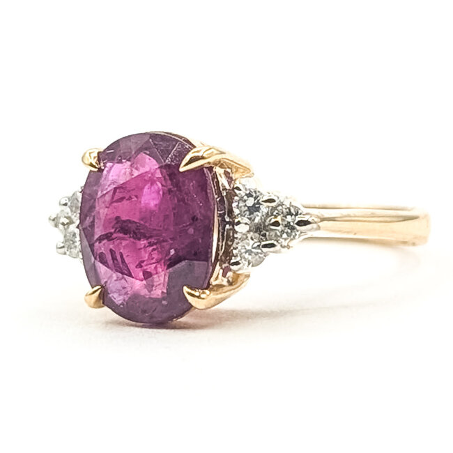 Ring 7-Stone Tapered Shoulder 0.12ctw Round Diamonds GIA Report: 2235945689 2.50ct Red Ruby    14ky 2mm Sz4.5 3.24g 226070144