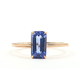 Ring Solitaire Tapered Band     1.28ct Violet Tanzanite    18kr 1.6mm Sz7.25 2.07g 226070126