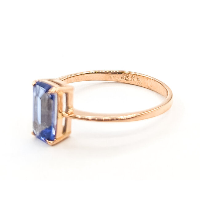 Ring Solitaire Tapered Band     1.28ct Violet Tanzanite    18kr 1.6mm Sz7.25 2.07g 226070126