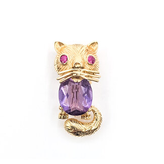 Brooch Whimsical Cat      0.14ct Red Ruby 6.5ct Purple Amethyst 14ky  1.15x.5" 5.71g 226070133
