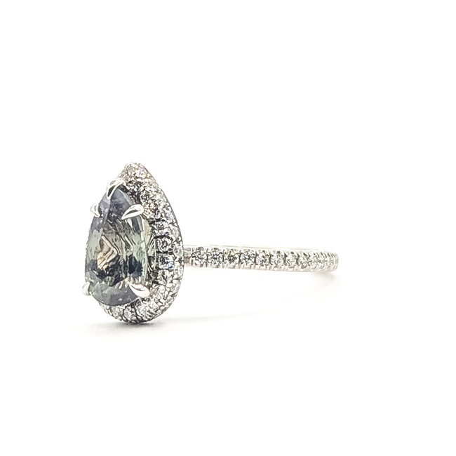 Ring Tear Drop Halo 0.25ctw Round Diamonds GIA Report: 1216043019 1.41ct Color-Changing Alexandrite    14kw 1.7mm Sz5 2.67g 226070147