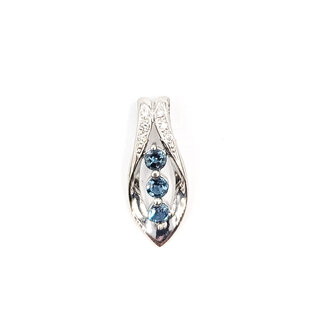 Pendant Navette  0.08ctw Round Diamonds  0.41ct Color Changing Alexandrite    Platinum  .8x.35" 2.85g 226070119