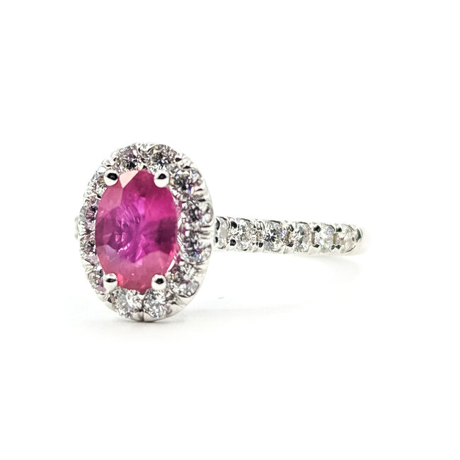 Ring Halo Oval 0.72ctw Round Diamonds GIA Report: 2235939211 1.00ct Red Ruby    18kw 11mm Sz6.25 4.12g 226070092
