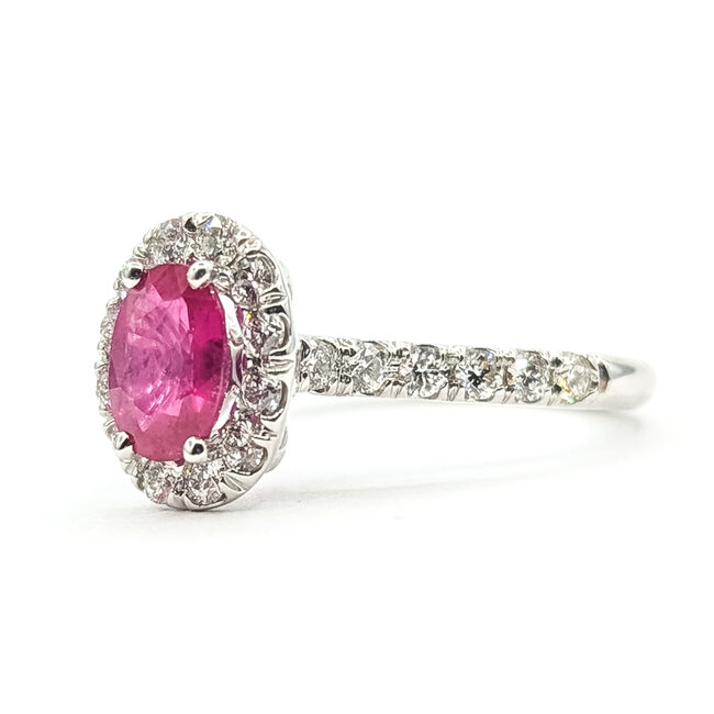 Ring Halo Oval 0.72ctw Round Diamonds GIA Report: 2235939211 1.00ct Red Ruby    18kw 11mm Sz6.25 4.12g 226070092