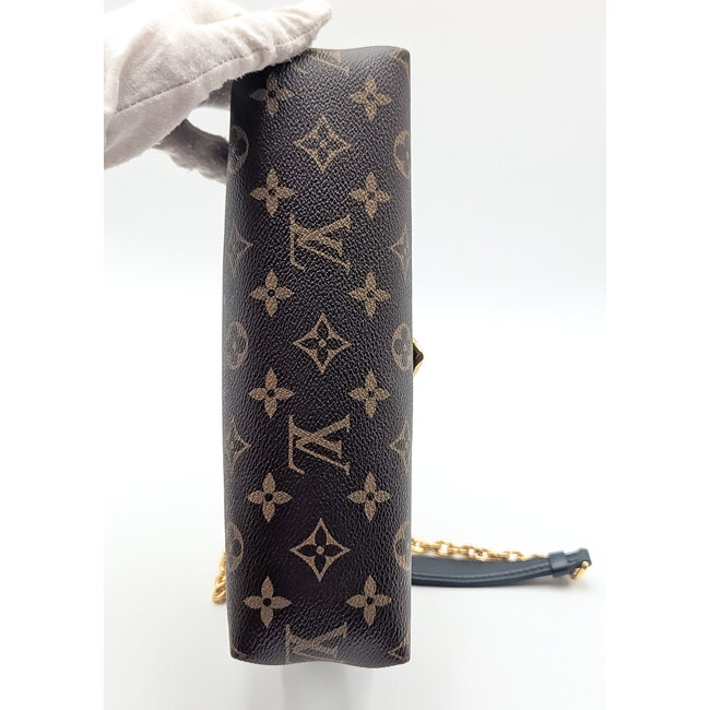 Handbag Louis Vuitton Saint Placide Monogram Camel Canvas 126075064