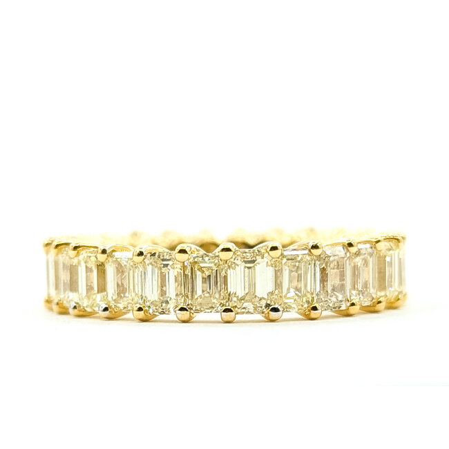 Ring Eternity  5.07ctw Round Diamonds        18ky 4.75mm Sz6.75 4.97g 226070070