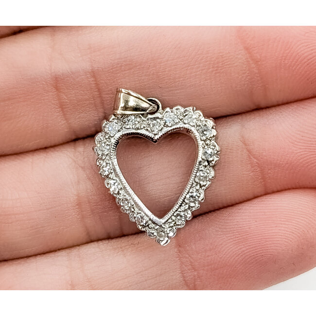 Pendant Heart .17ctw Round Diamonds 10kw .75x.6" 2.18g 126080035