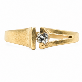 Ring Open Work Modernist .06ct Round Diamond 10ky 2.75mm Sz6 1.53g 126080032