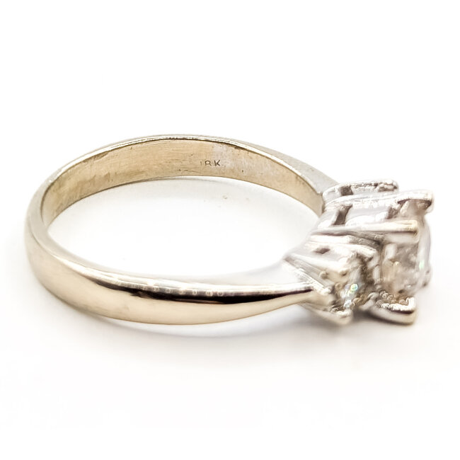Ring Engagement 3-Stone 1.35ctw Round Diamonds 14kw 3.2mm Sz7.75 5.12g 126080028