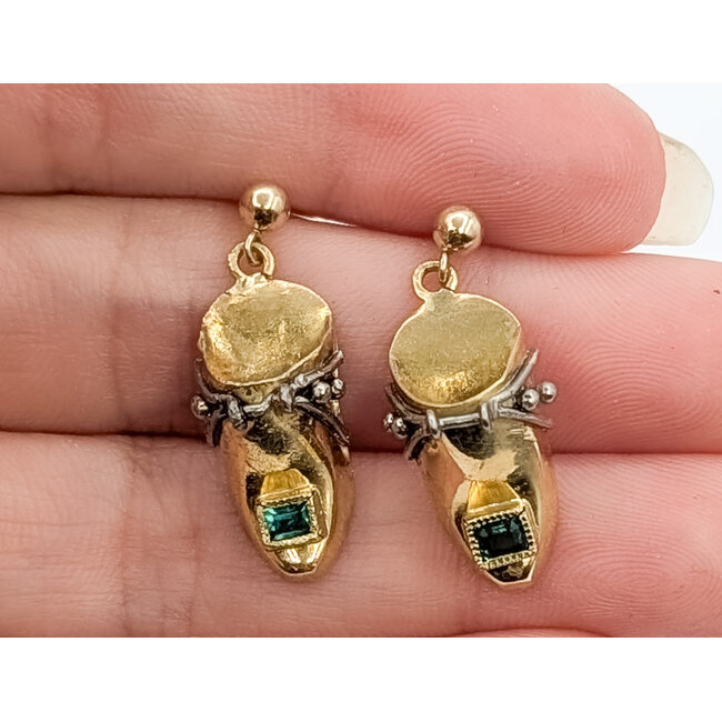 Earrings Stud Dangle Clog .10ctw Green Emerald 18ky 1x.33" 3.36g 126080029