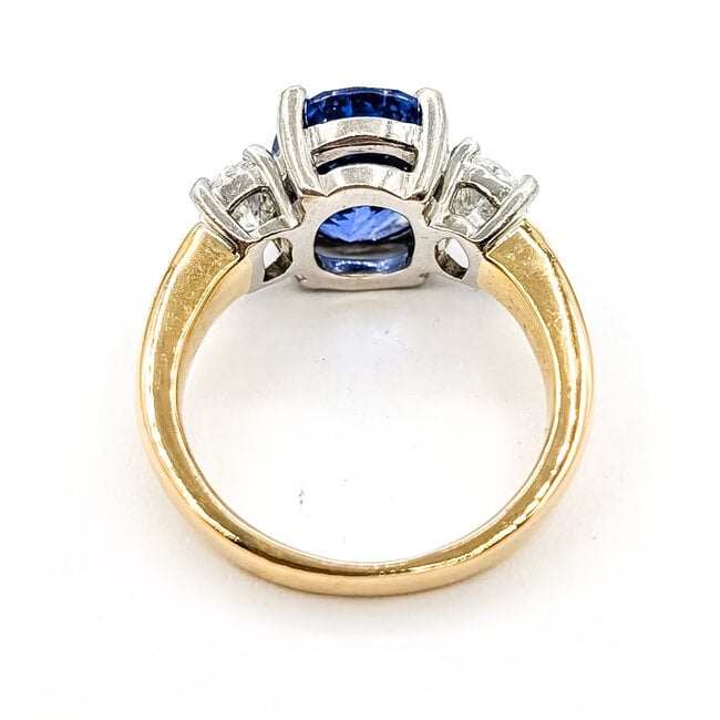 Ring 3-Stone 0.8ctw Oval Diamonds 4.55ct Blue Sapphire Platinum & 18ky 12mm Sz6.5 8.38g 226080032
