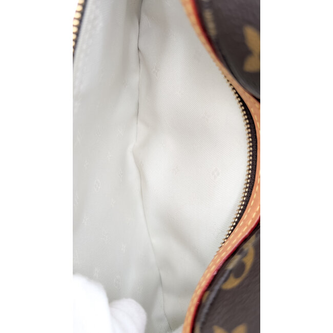 Handbag Louis Vuitton Monogram High Rise M46784 126085069
