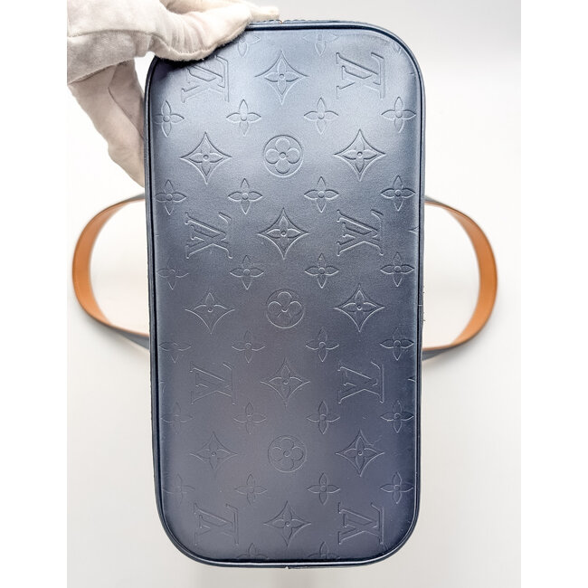 Handbag Louis Vuitton Stockton Monogram Mat M55115 126095020