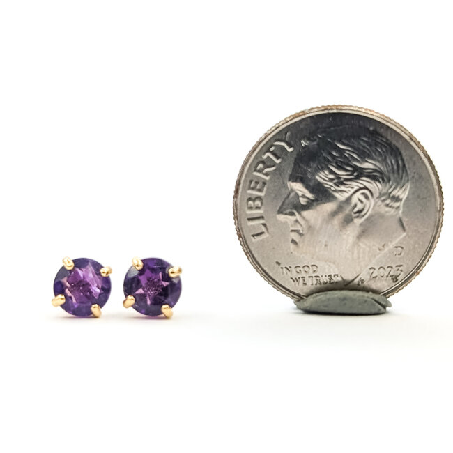 Earrings Stud 4 Prong 0.94ctw Purple Amethyst 14ky 5mm 0.70g 126090006
