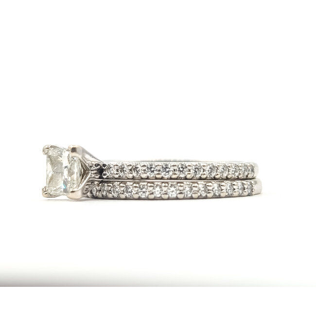 Ring Solitaire 0.53ct Square Diamonds GIA: 2274654338 0.05ctw Near Colorless Diamond 14kw 4.5mm Sz5 3.96g 126090010