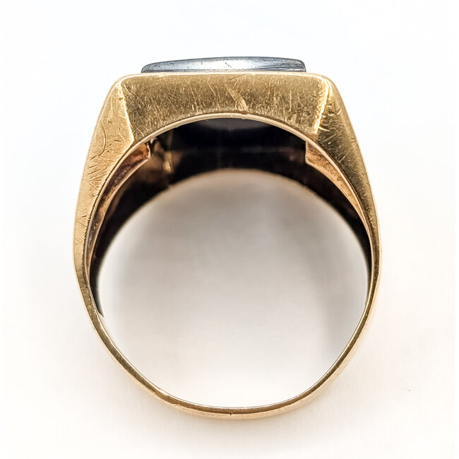Ring Intaglio Roman Soldier Hematite 10ky 19mm Sz9 7.26g 226090009