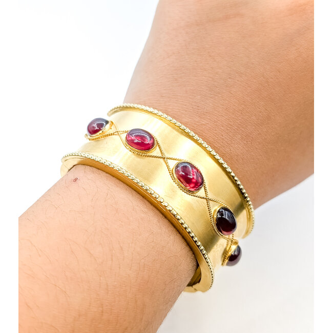 Bracelet Milgrain 13ctw Garnet 14ky 25mm 7" 59.09g 226090004