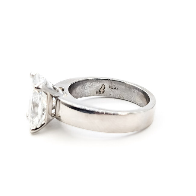 Ring Solitaire 3.1ct Cushion Lab Grown Diamond IGI Report: 787646318 Platinum 4.5mm Sz7 10.59g 126080073