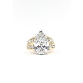 Ring Engagement Tear Drop 5.00ct Pear Lab Grown Diamond IGI: 799614736 VVS2 F 2.00ctw Round & Baguette Diamonds 18ky & Plat 9mm Sz6 11.07g 126080078