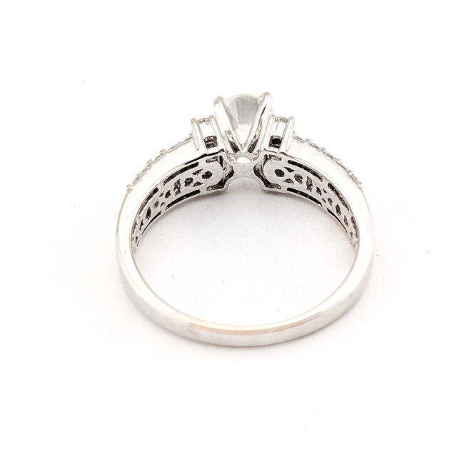 Ring 3-Row 0.73ct Round Diamond GIA: 6173338690 0.67ctw Near Colorless Diamonds 18kw 6.5mm Sz7.25 3.95g 226100026