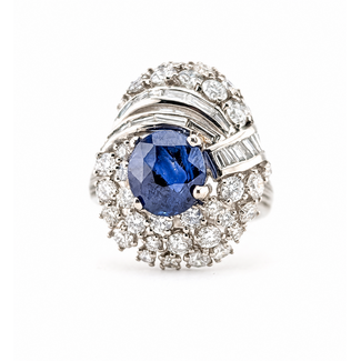 Ring Bypass Diamond Cluster, Ribbed Shoulders 2.43ctw Round Brilliant & Baguette Diamonds GIA: 5232597994 2.60ct Blue Sapphire 950pt 22mm Sz6.5 10.1g 226100035