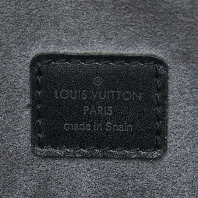 Handbag Louis Vuitton Voltaire Noir Epi Leather M52432 126105009