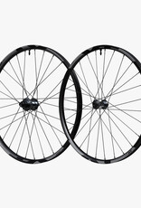 Shimano WHEEL, WH-M8200-B-29, DEORE XT, F&R, RIM:29, F:28H R:28H, FOR 12-S, F:15/R:12MM E-THRU TUBELESS OLD:110/148MM, W/TUBELESS TAPE, FOR CENTERLOCK DISC ONE 29