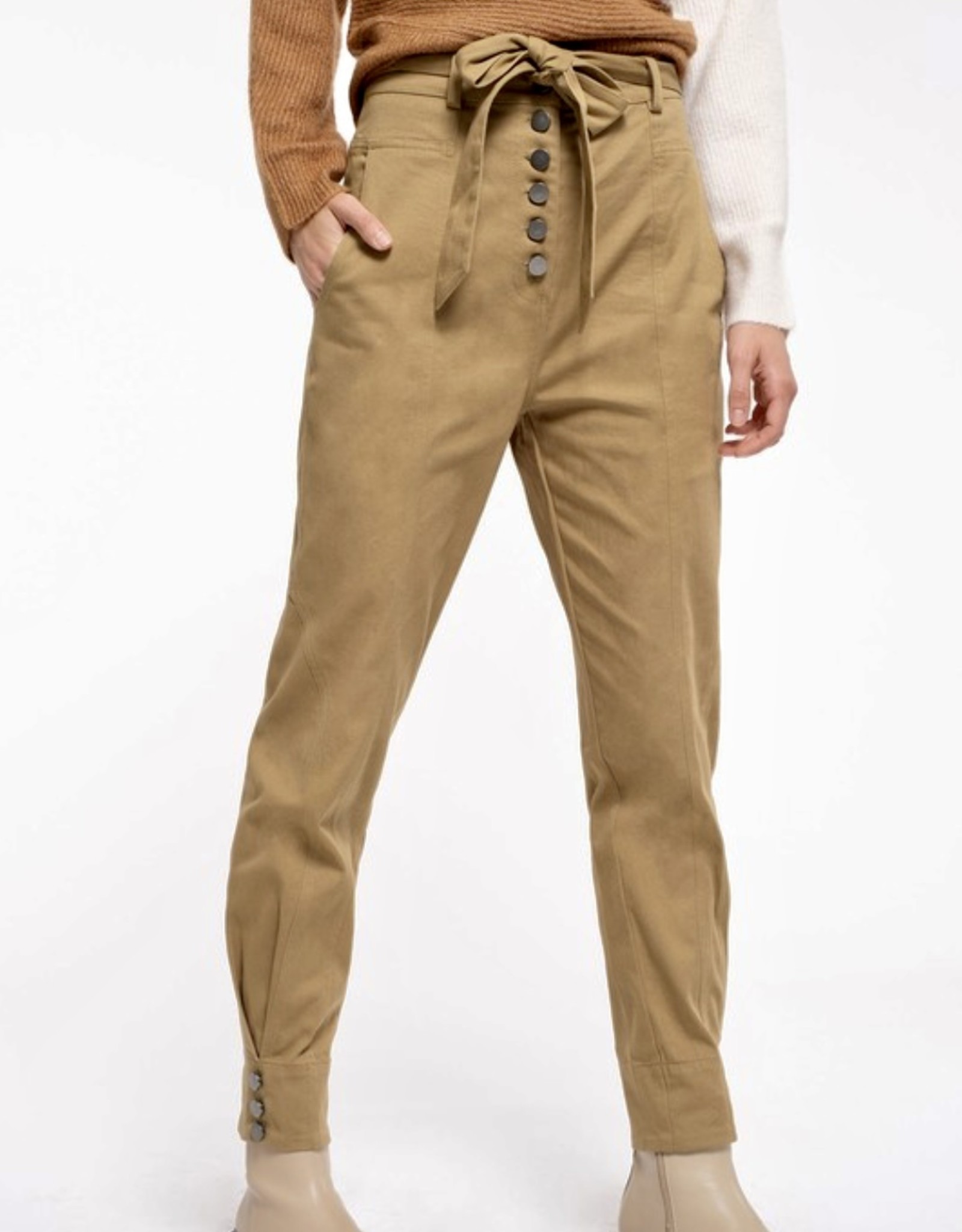 HUSH JOAN ankle button trousers