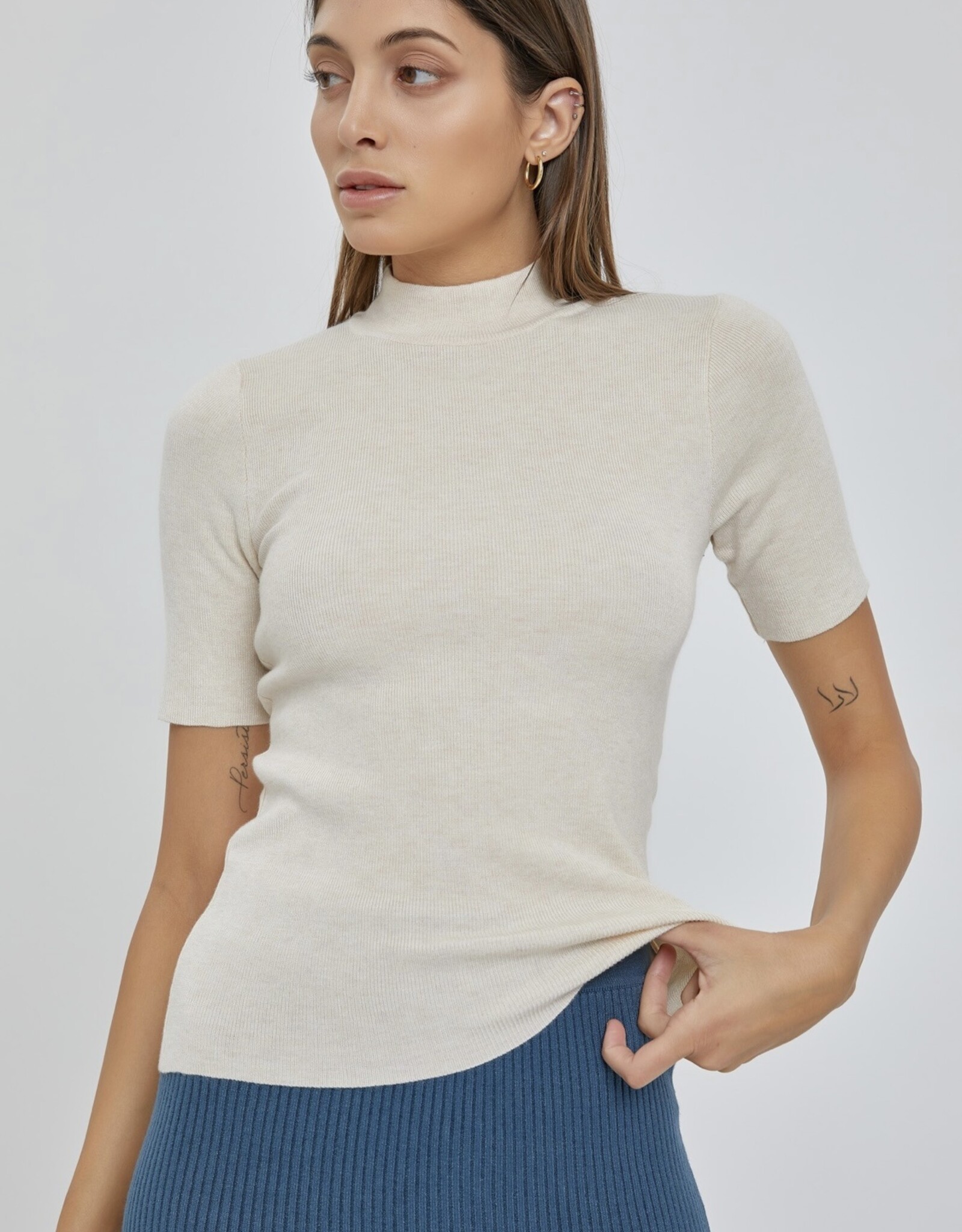 HUSH BLAIR knit mock neck s/s sweater