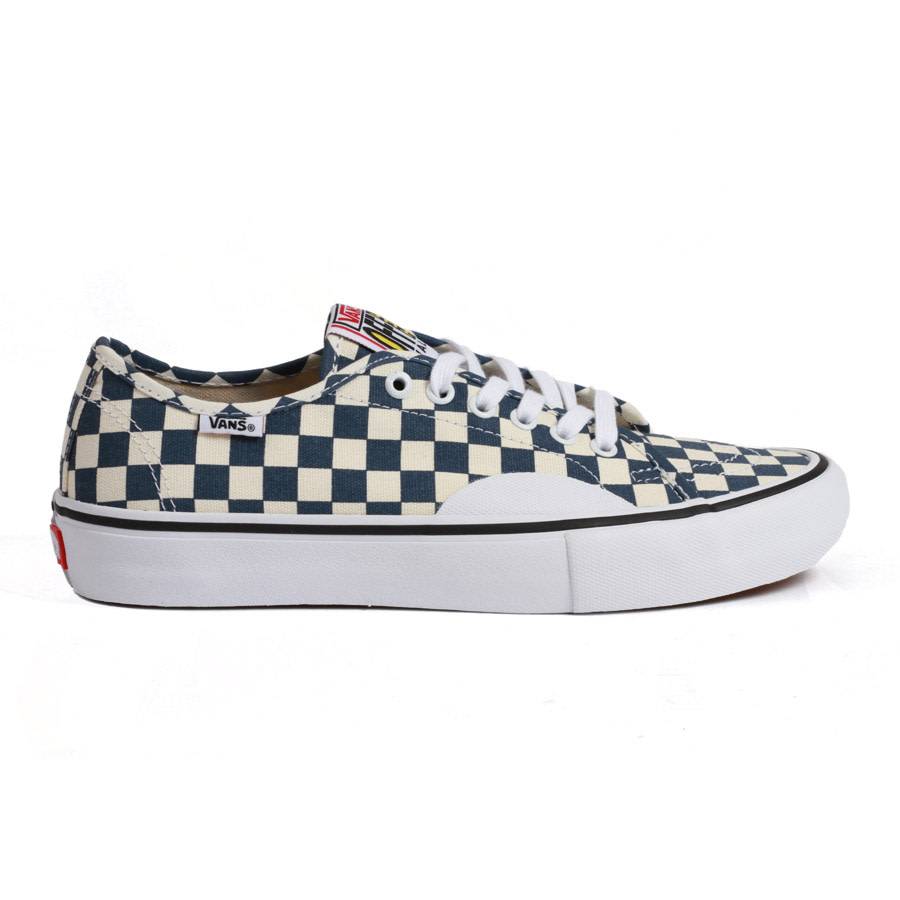 vans pro checkered