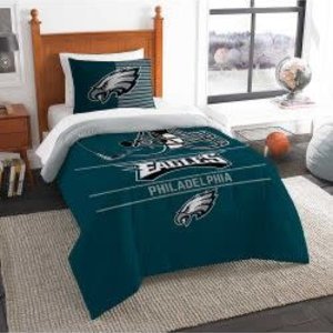Philadelphia Eagles Twin Comforter and Fuzzy Pillowcase Set