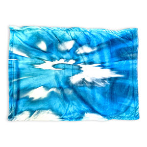 Turquoise Swirl Tie Dye Fuzzy Pillowcase