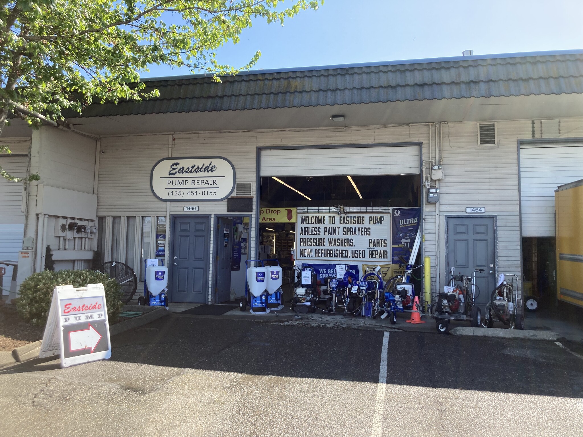Exterior view of Eastside Pump's Bellevue, WA location