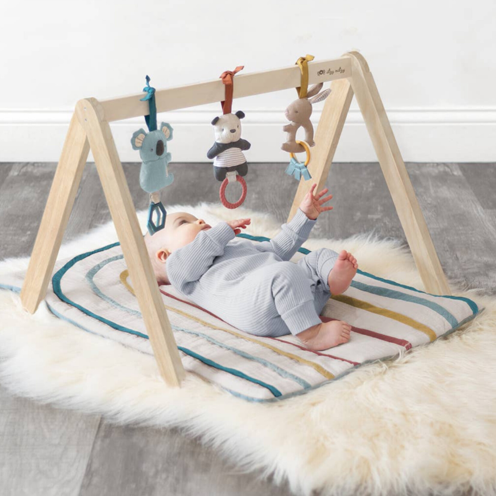 Itzy Ritzy Bespoke Ritzy Wooden Activity Gym Set