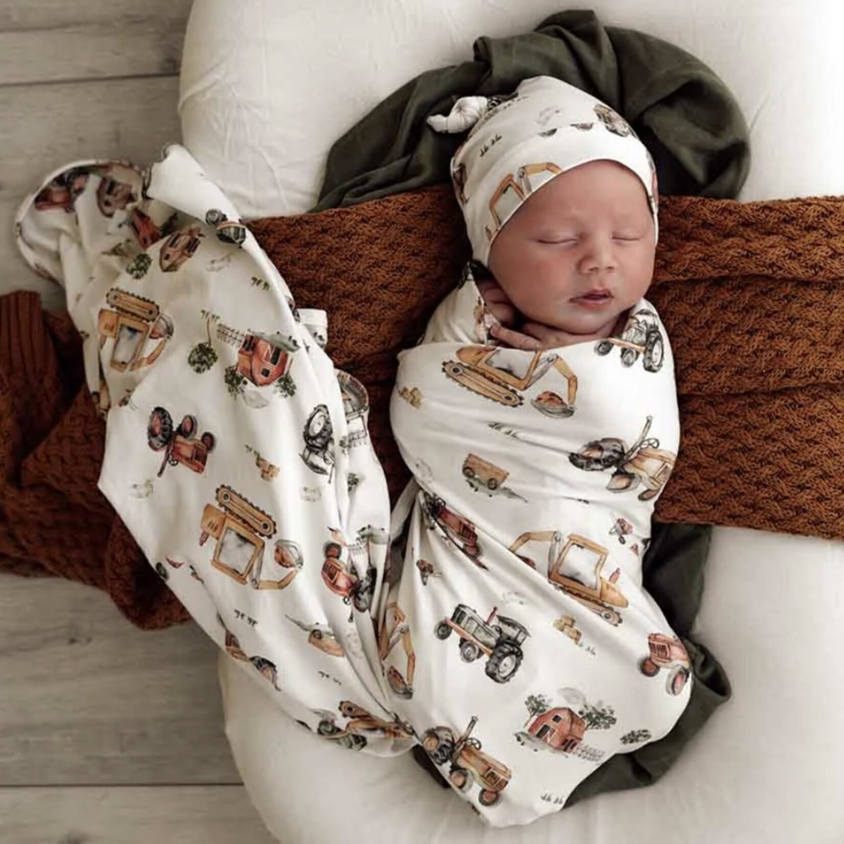 Snuggle Hunny Diggers & Tractors Wrap & Hat Set