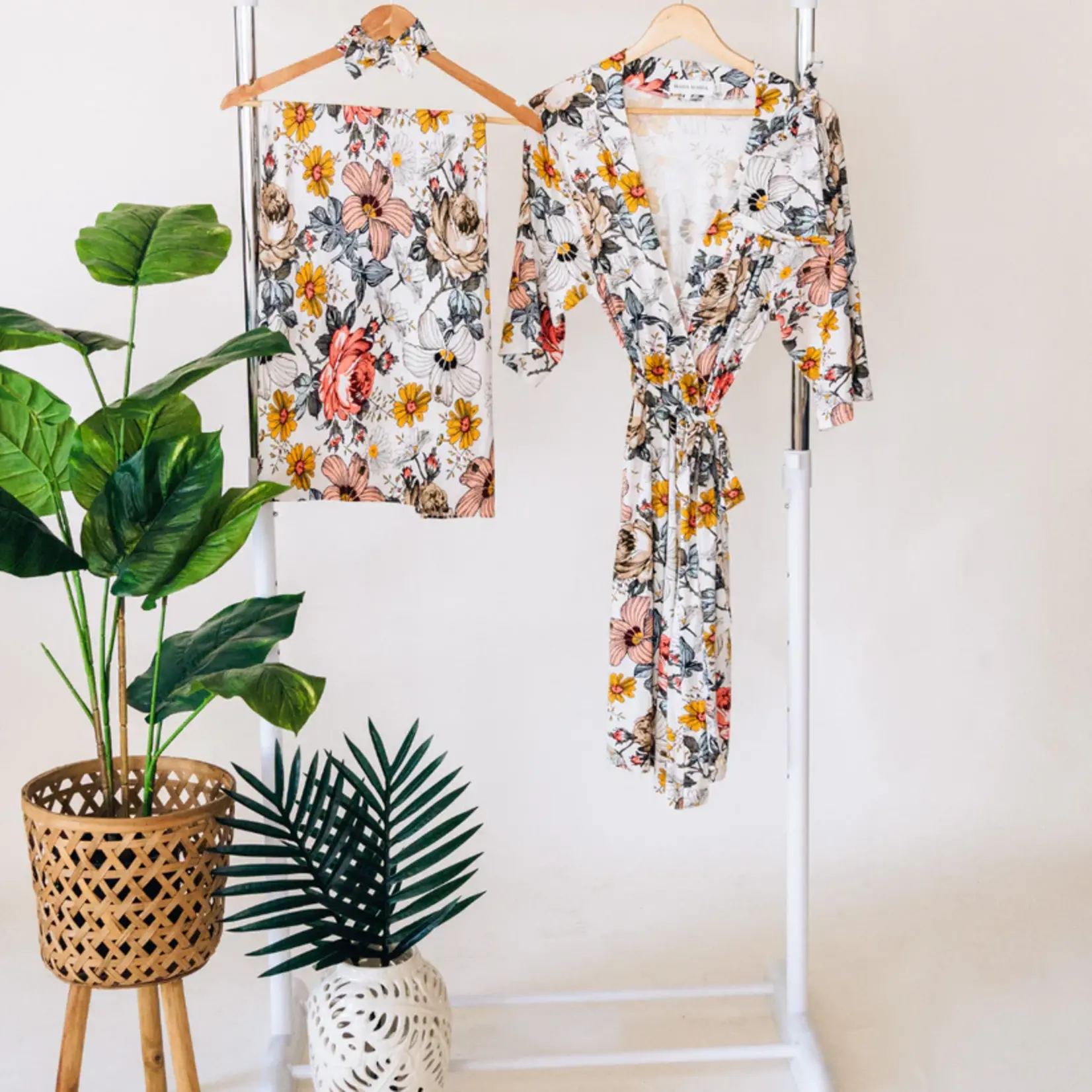 HAHA MAMA Vintage Floral Maternity Robe