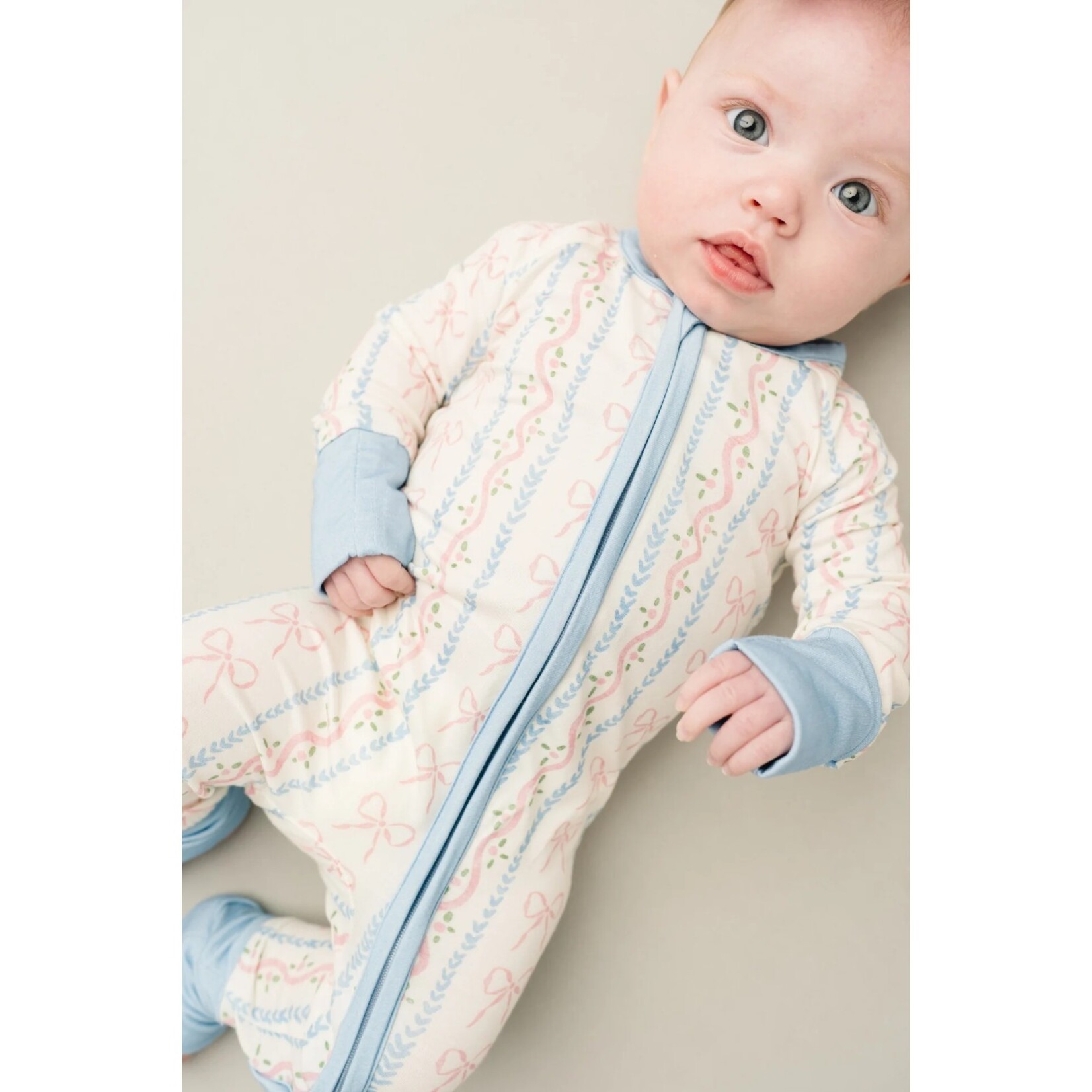 Little One Shop Dainty Bows Bamboo Sleeper