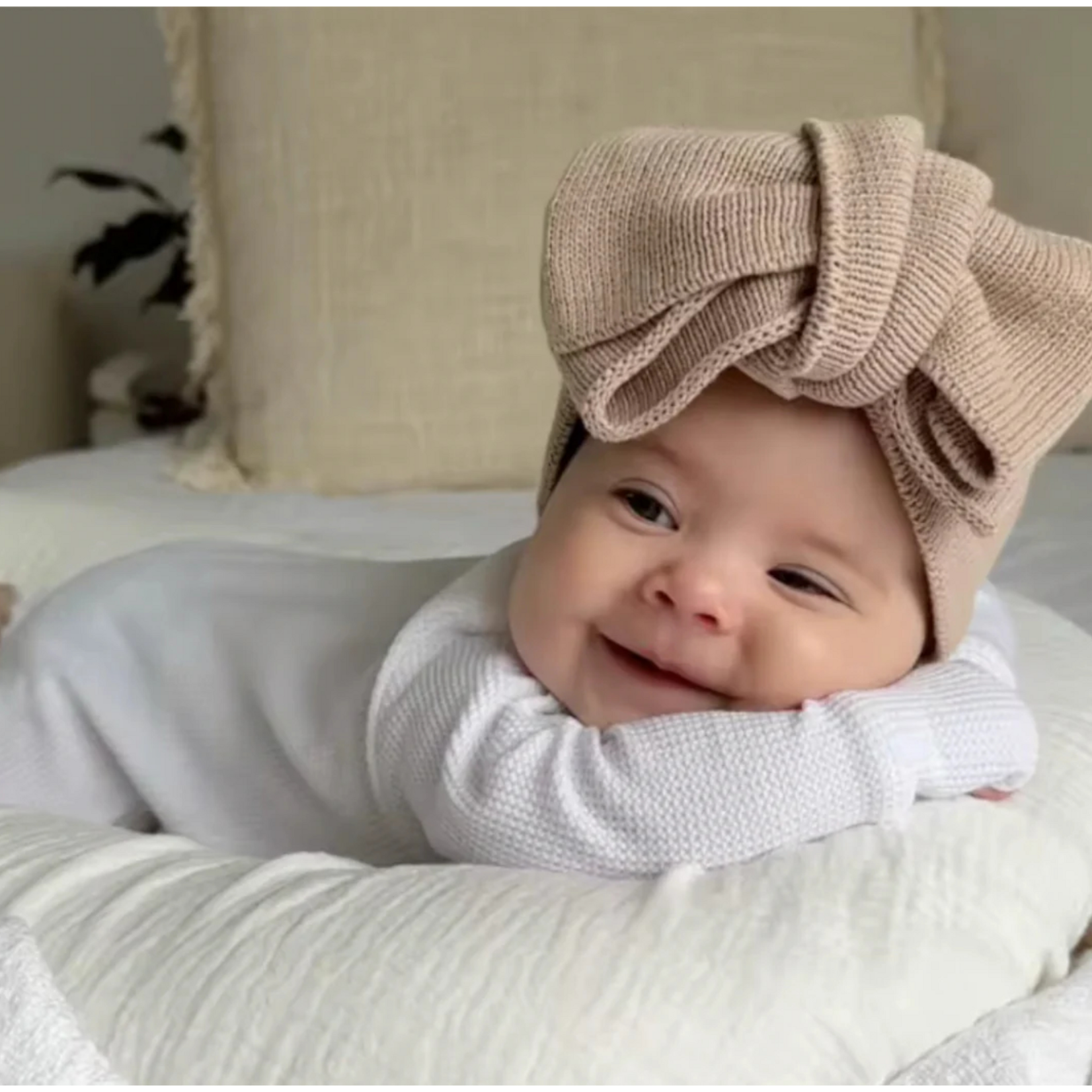 Levi and Lane Newborn Tan Knit Bow
