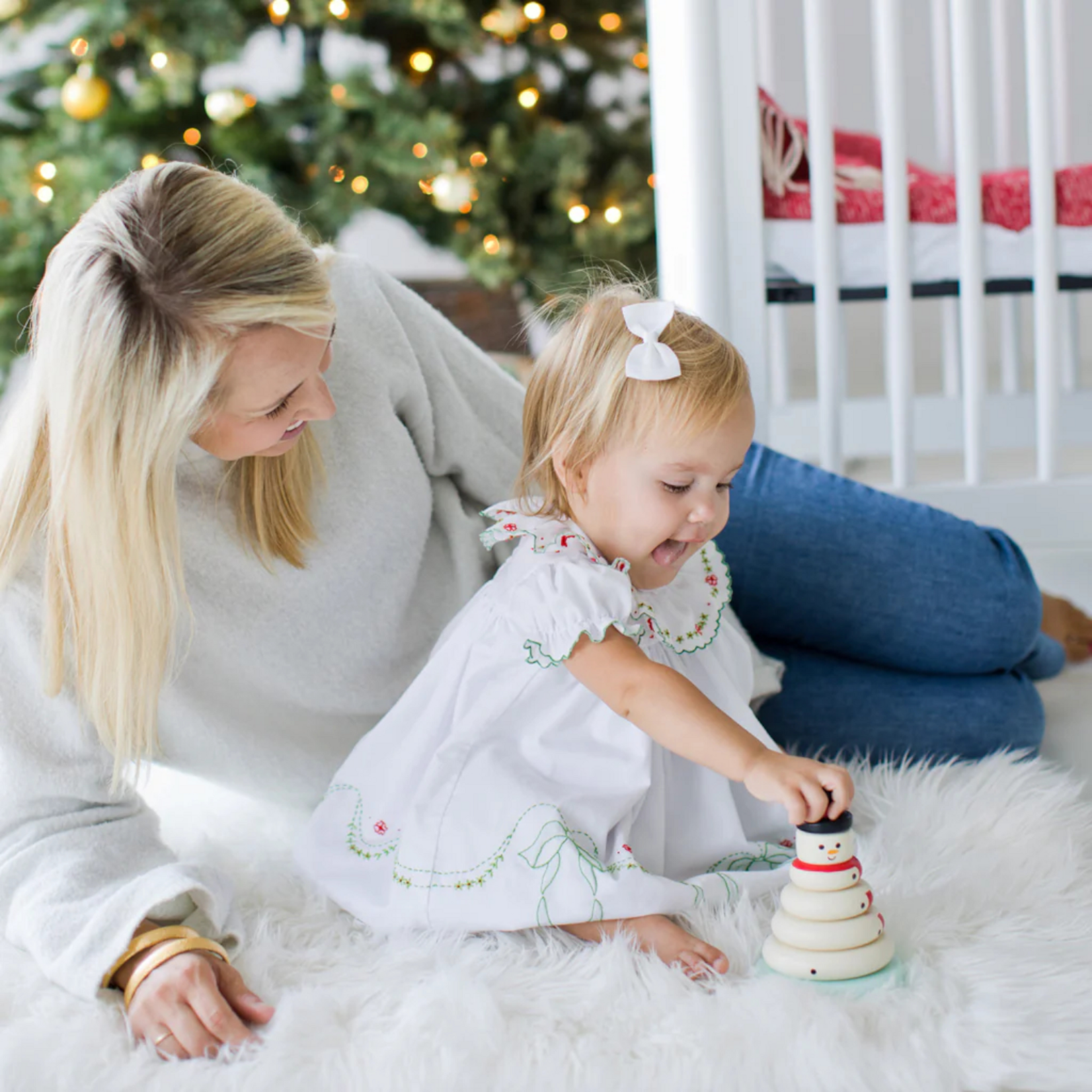 Pearhead Wooden Stacking Snowman