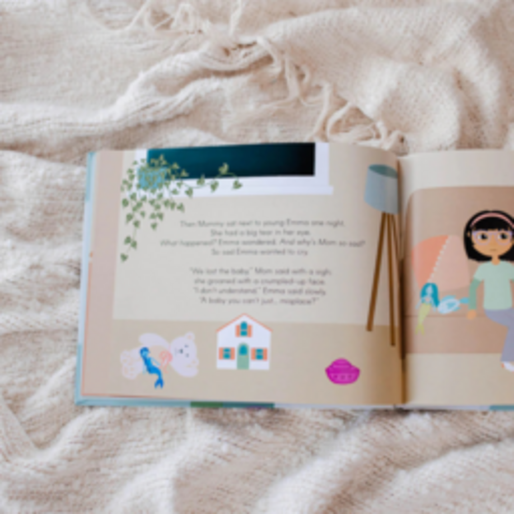 The Daily Grace Co. Mommy Lost a Baby Book