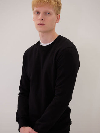 Nil Classic Sweatshirt . Black Nil Classic Sweatshirt . Black