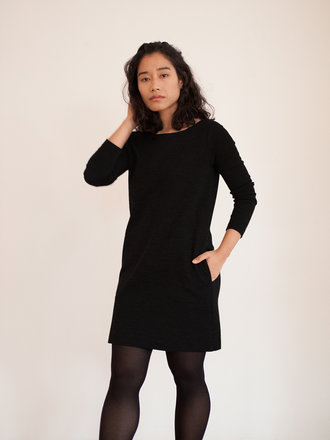 Betina Lou Robe en laine Alix . Noir Betina Lou Robe en laine Alix . Noir