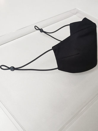 Camille TB Masque réutilisable en coton . Noir Camille TB Masque réutilisable en coton . Noir