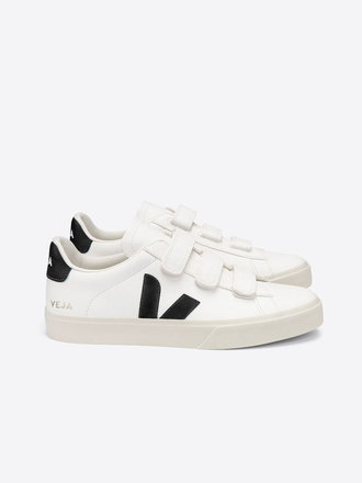 Veja Recife Chromefree . Extra white and Black Veja Recife Chromefree . Extra white and Black