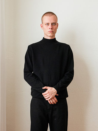 La Paz Fino Mockneck . Black La Paz Fino Mockneck . Black